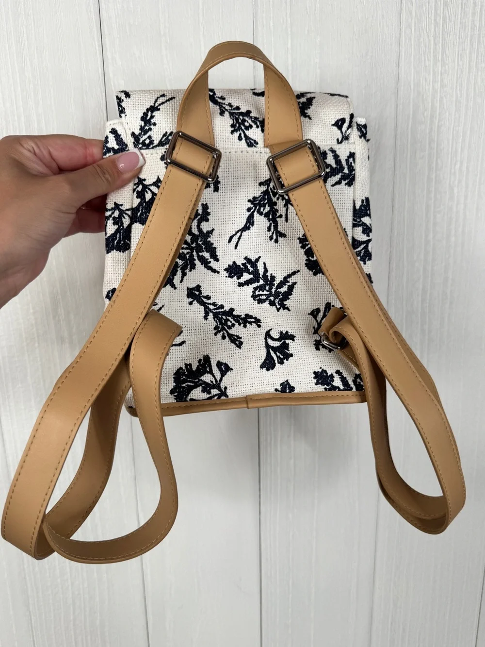 Vera Bradley Straw Mini Backpack in Adrift Coral Blue